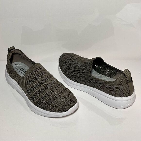 Clarks Cloudsteppers Ezera Path Perforated Knit Slip-Ons - Picture 2 of 7